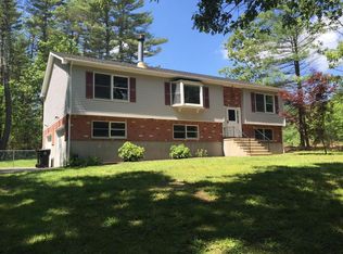 410 Flag Swamp Rd, Dartmouth, MA 02747