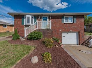 1535 Gilmore Dr, Clairton, PA