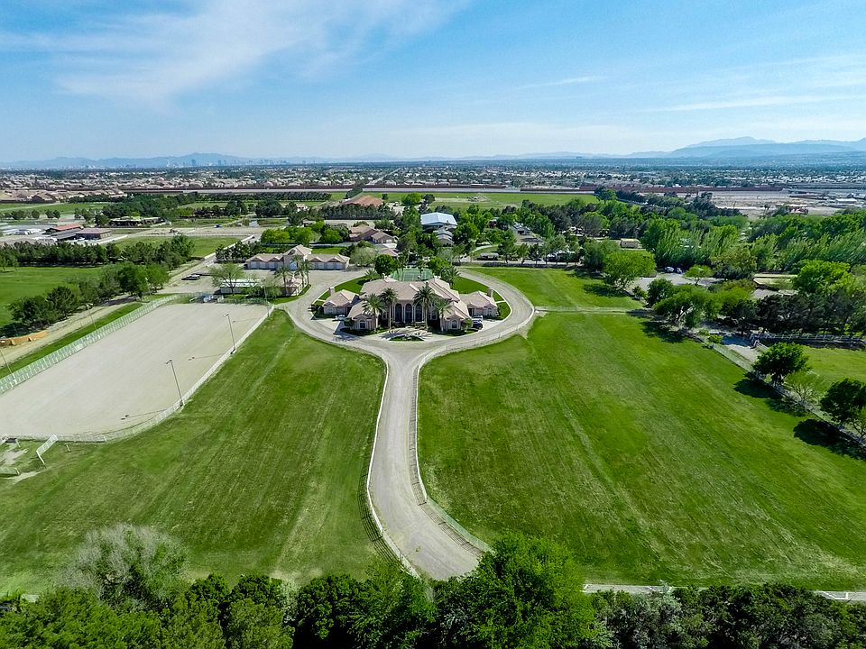 1st image of 6855 Deer Springs Way