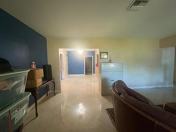 3rd image of 1165 NW 108th Terrace