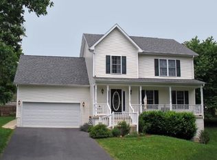 121 Lloyds Rd, Winchester, VA 22602