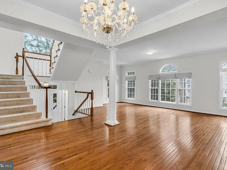 6618 Frost Lake Ln — Photo 6