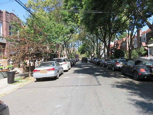 2nd image of 2551 99th St