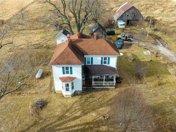 520 SW County Road F, Centerview, MO 64019