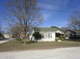 930 Garden St, Kerrville, TX 78028