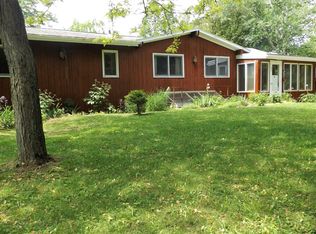 9202 Pigeon Lake Rd, Valders, WI 54245