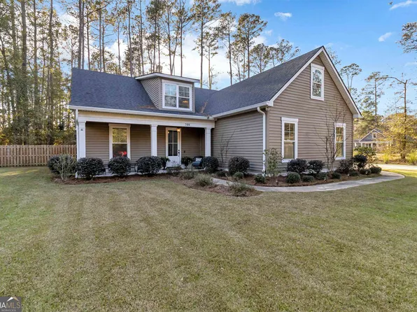 708 W Lane St, Brooklet, GA 30415