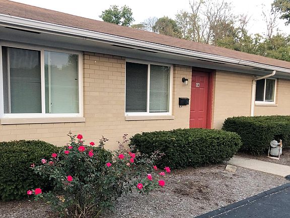 3 parking spaces right outside your door for every unit