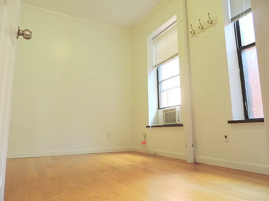 Rented by J Misrahi Realty Corp | media 7