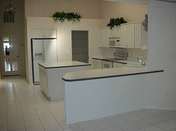 3rd image of 84 Wentworth Ln