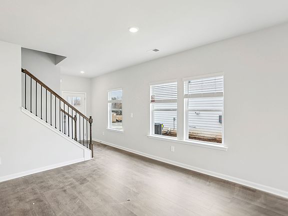 The Roswell floorplan with the Finesse Linen interior package.