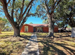 1305 2nd St, Hempstead, TX 77445