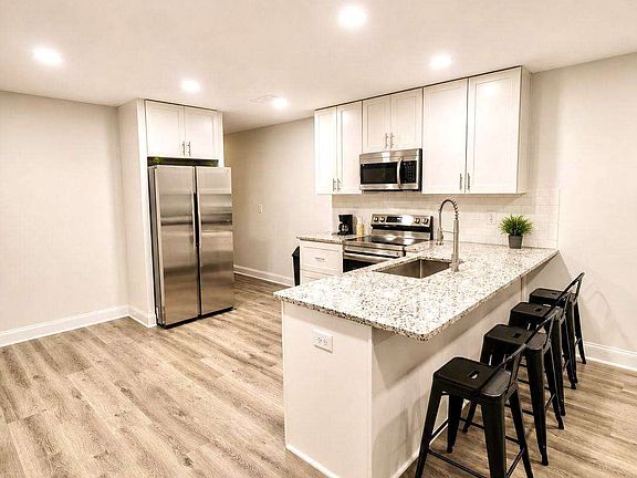 3rd image of 849 Wood St NW