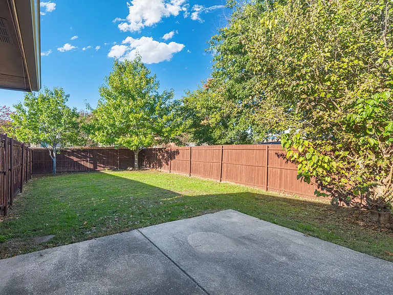 3209 Weeping Willow Ct — Photo 20