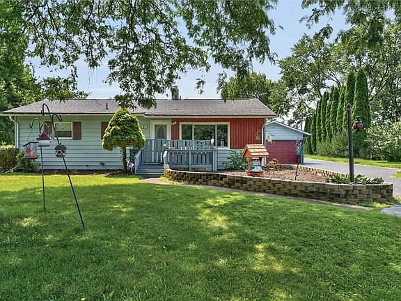 4th image of 61 Faircrest Rd