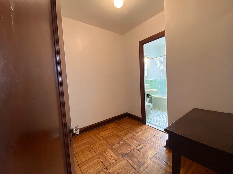 Large dressing room.