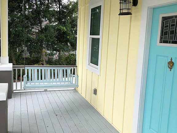 3rd image of 912 Indian River Ave