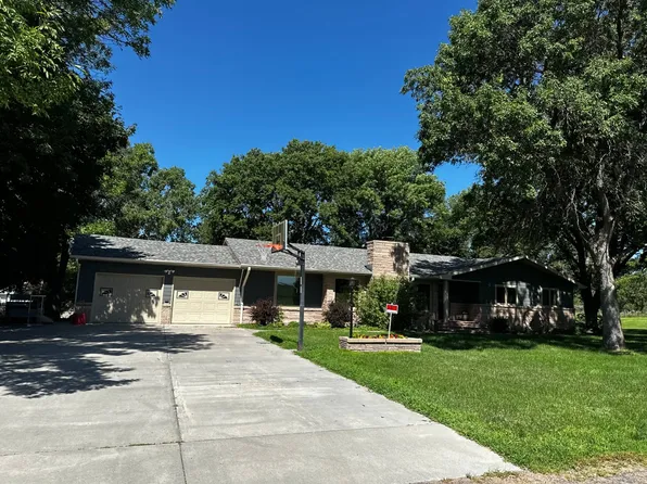 808 N Hillcrest St, Arnold, NE 69120