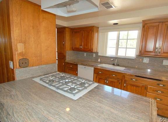 2nd image of 4645 Pedley Ave