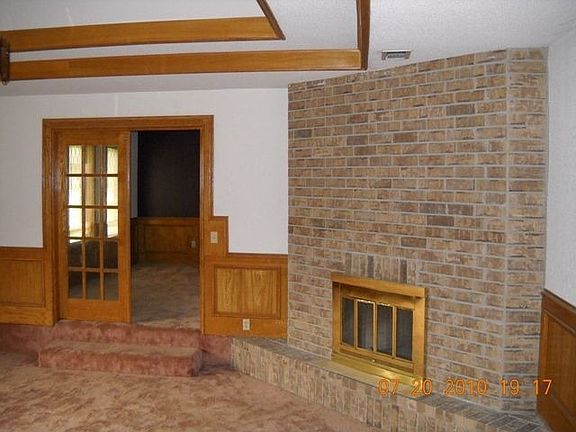 4th image of 1706 Southland Dr