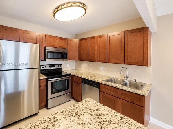 601 Three Islands Blvd, Hallandale, FL