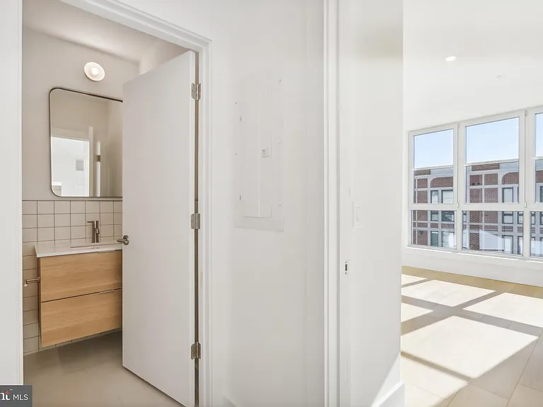 2406 Frankford Ave #21 — Photo 24