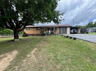 561 Circleview Dr, Beckley, WV 25801