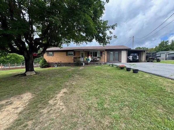 561 Circleview Dr, Beckley, WV 25801