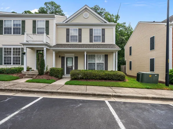 8222 Clasara Cir, Raleigh, NC 27613
