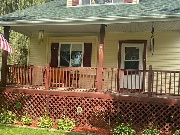 4762 Griswold Rd, Smiths Creek, MI 48074