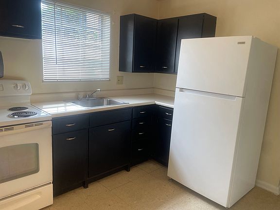 5th image of 2622 Richwill Ct APT 3