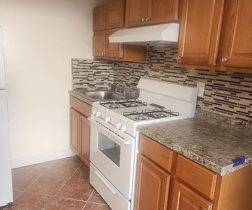 1st image of 151-10 80th St #3