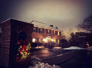 612 Woodmont Dr, Staunton, VA 24401