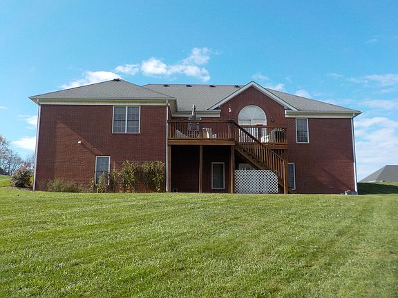 2nd image of 117 Creekside Dr