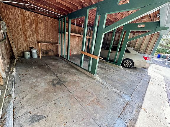 4th image of 715 Orange Park Ave #A