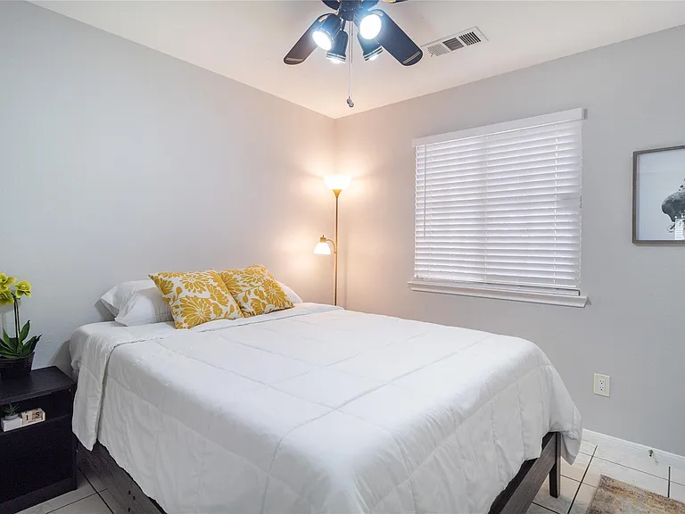 13414 Creek Springs Dr — Photo 19
