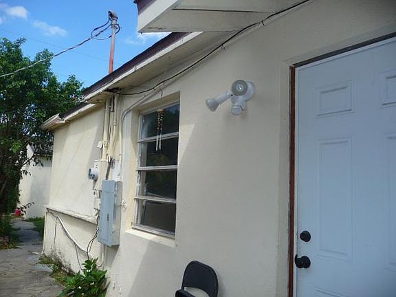5th image of 4001 E GREENWOOD Avenue