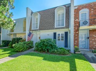 887 Martin Behrman Ave, Metairie, LA 70005