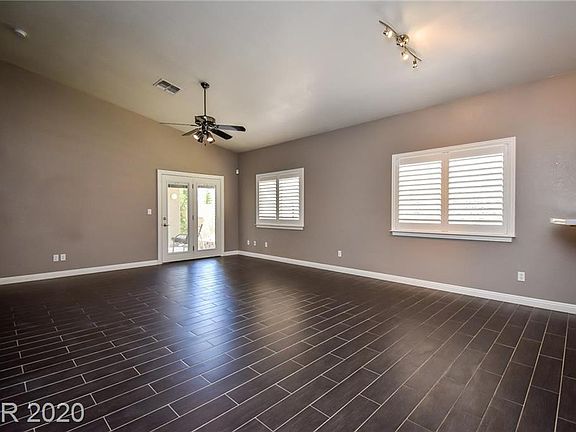 4th image of 5609 Island Breeze Ct