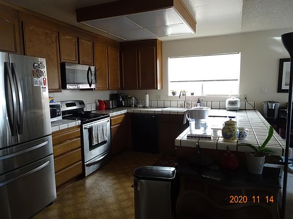 2nd image of 142 Sweetberry Ct