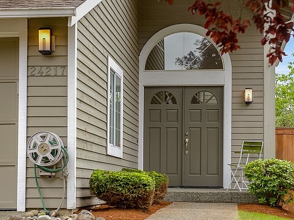 2nd image of 24217 SE 39th St