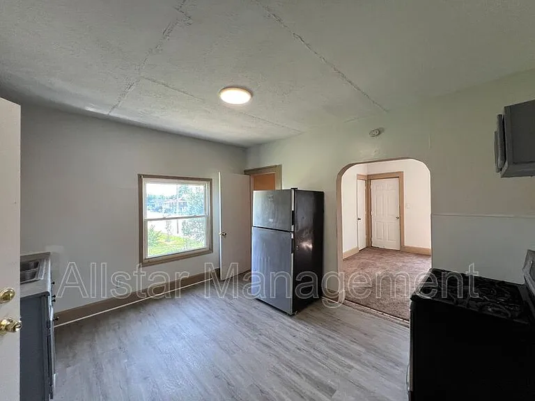 3611 E 116th St #UPPER — Photo 5