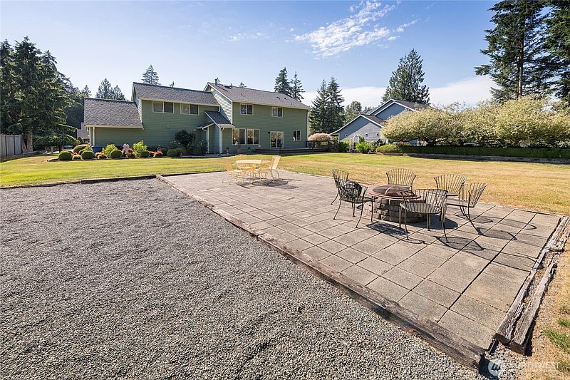 4th image of 24412 214th Avenue SE