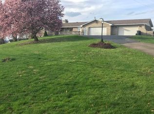 1640 Clay Pike, North Huntingdon, PA 15642