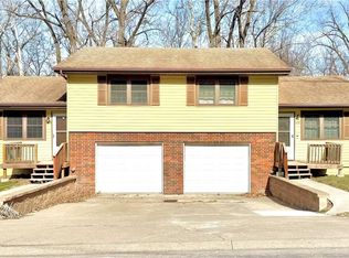 3017 Hampton Rd, Saint Joseph, MO 64505
