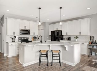 729 Maggie Way, Chanhassen, MN 55317