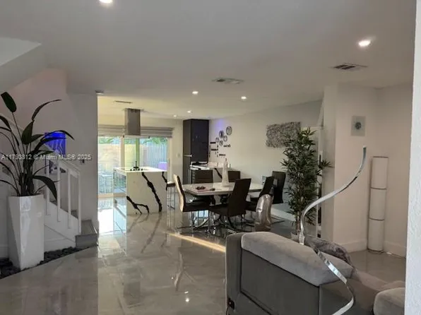 18888 NW 52nd Pl #18888, Opa Locka, FL 33055