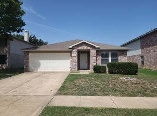 12200 Worchester Dr, Crowley, TX 76036
