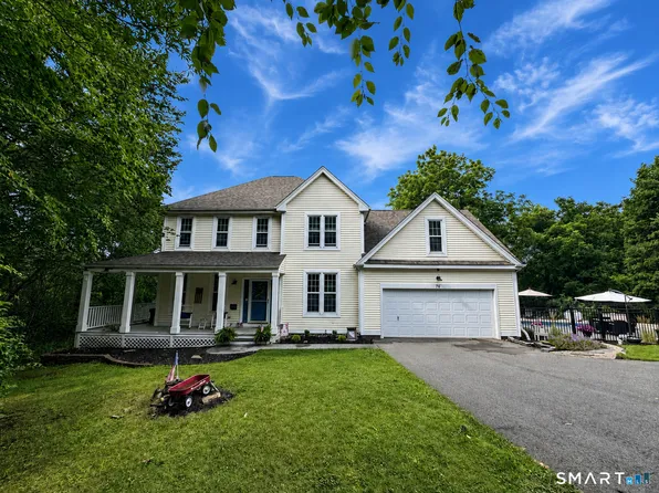 76-R Ivy Way, Durham, CT 06422