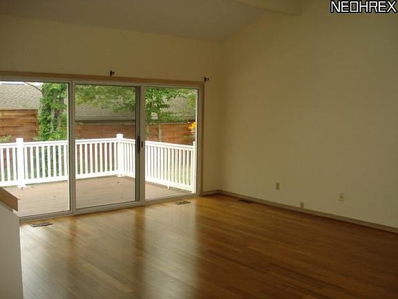 4th image of 1346 Bobby Ln #45